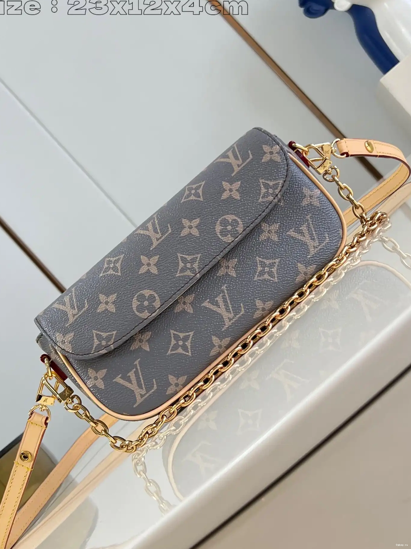 VUITTON LOUIS on Wallet Ivy-23.5*12*4.3cm Chain 0614